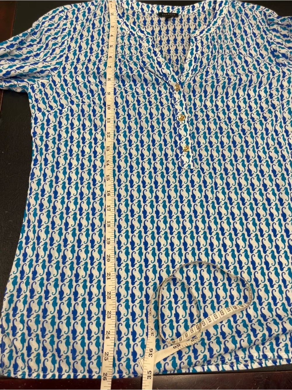 Talbots seahorse blouse 20” p2p - Picture 9 of 9